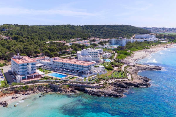 Offerta last minute - Minorca - Soggiorno Paradisiaco a Sol Beach House Menorca con l'Esclusiva Offerta Alpitour di Wow Viaggi