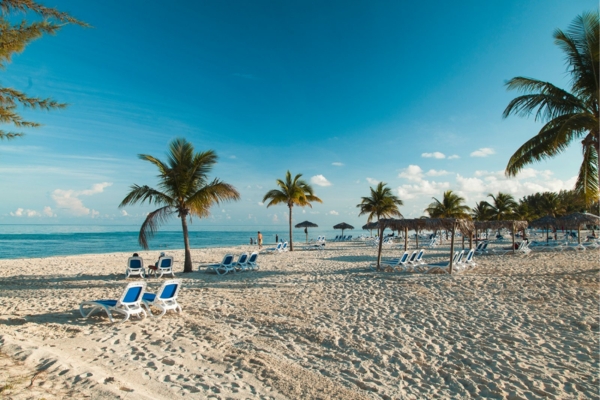 Offerta Last Minute - Esplora il Paradiso a Bravo Viva Fortuna Beach, Bahamas - Offerta Bravo