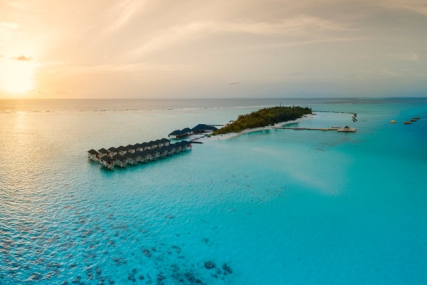 Offerta Last Minute - Maldive - Esperienza Paradisiaca alle Maldive: Summer Island Resort con Eden Viaggi - Offerta Wow Viaggi