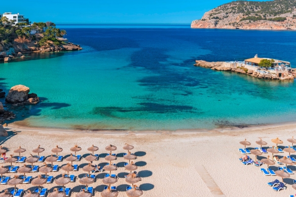 Offerta Last Minute - Maiorca - Esplora il Fascino di Mallorca: Soggiorno di Lusso all'H10 Blue Mar a Camp De Mar con Wow Viaggi- Offerta Francorosso
