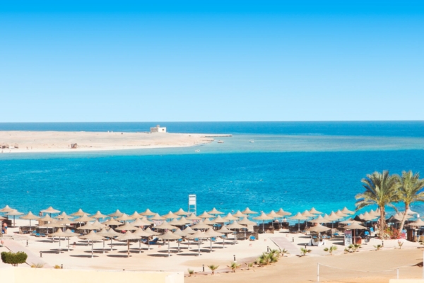 Offerta Last Minute - Esperienza Paradisiaca a Marsa Alam: Malikia Abu Dabbab Beach Resort con Eden Viaggi con Eden Viaggi