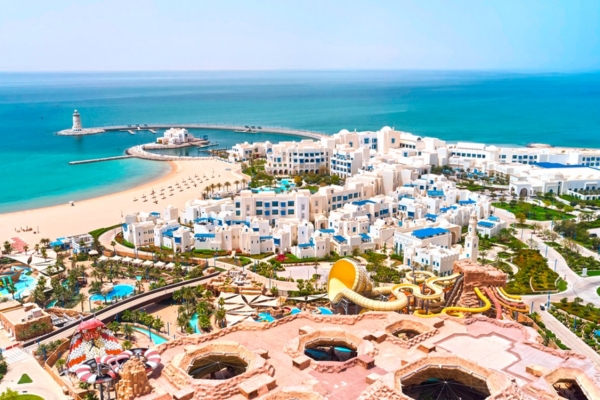 Offerta Last Minute - Esperienza di Lusso a Doha: Seaclub Style Hilton Salwa Beach Resort