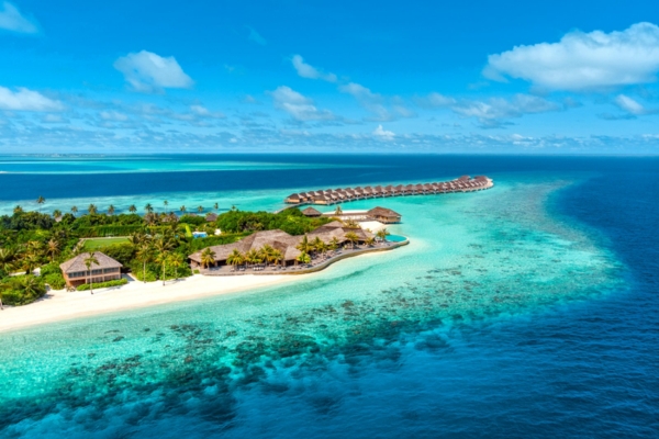 Offerta Last Minute - Esperienza Paradisiaca alle Maldive: Soggiorno Indimenticabile al Hurawalhi Maldives Resort con Wow Viaggi - Offerta Turisanda