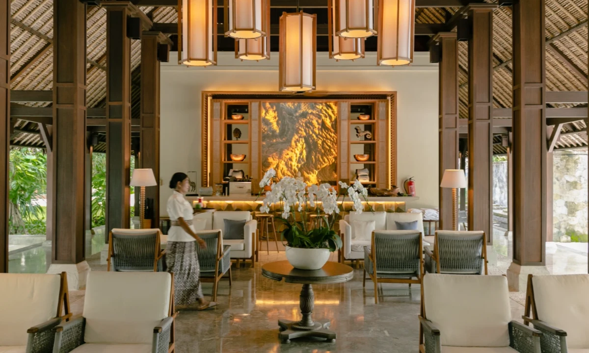Offerta REVIVO Wellness Resort Nusa Dua ¦ Scienza e Tradizione Balinese a Confronto